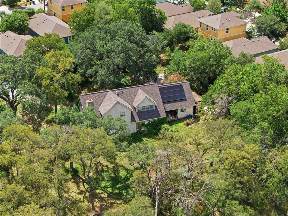 2907 Cameron Loop Austin, TX 78745