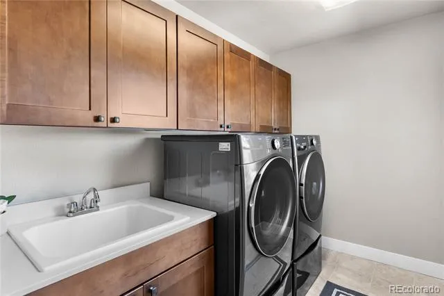 6957 Black Forest Drive Elizabeth, CO 80107