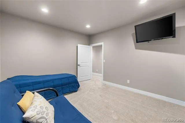 6957 Black Forest Drive Elizabeth, CO 80107
