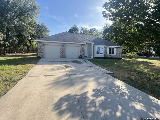 22 SKYRIDGE CIR New Braunfels, TX 78130