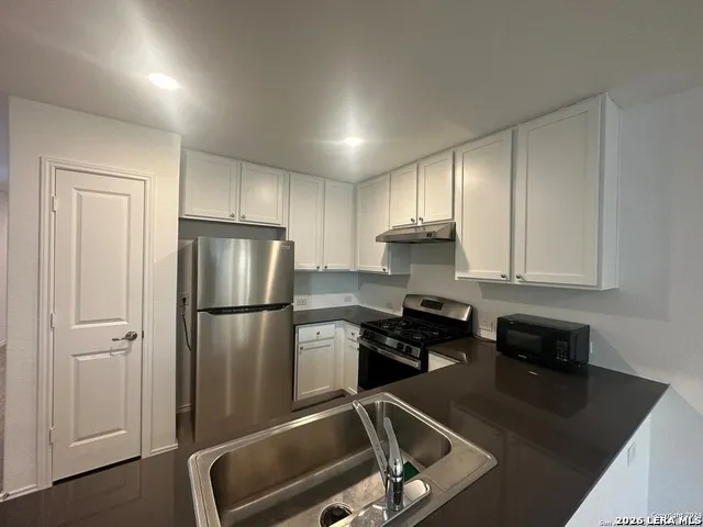 4522 Martin Way San Antonio, TX 78222