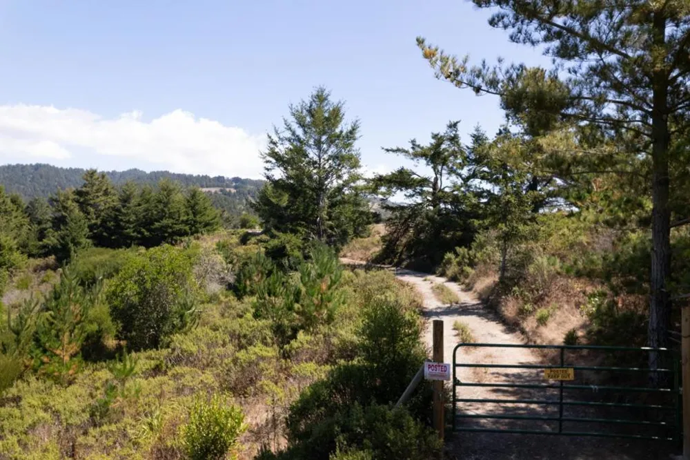 Lobitos Creek Road Half Moon Bay, CA 94019
