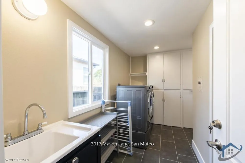 3017 Mason Lane San Mateo, CA 94403