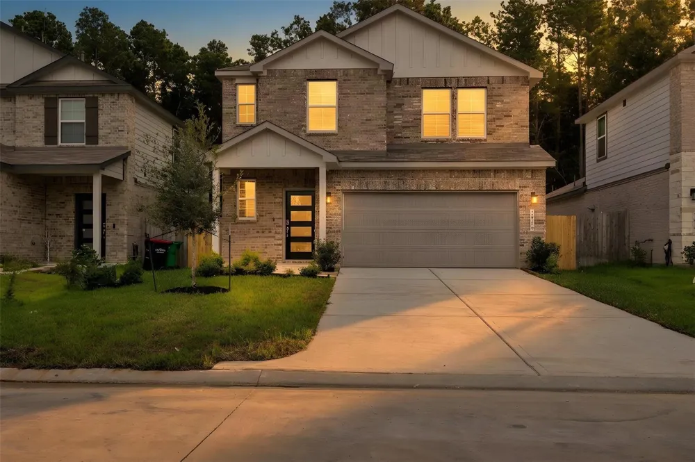 7926 Alset Dr Magnolia, TX 77354