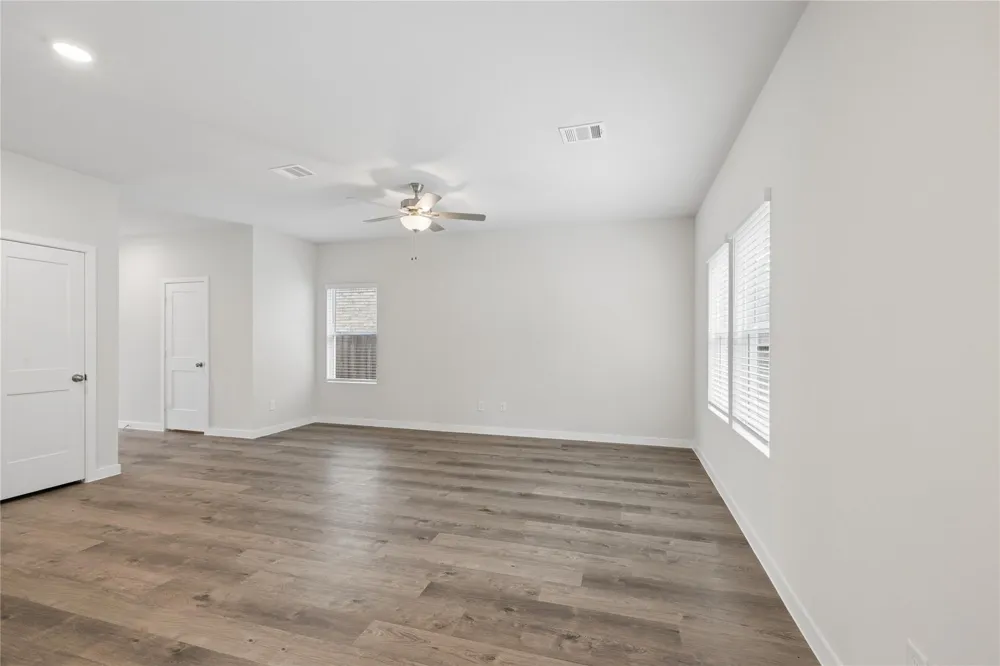 7926 Alset Dr Magnolia, TX 77354