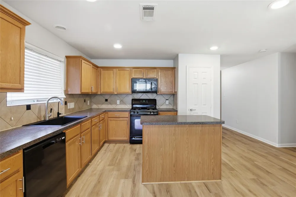 21126 Amber Crossing Drive Richmond, TX 77406