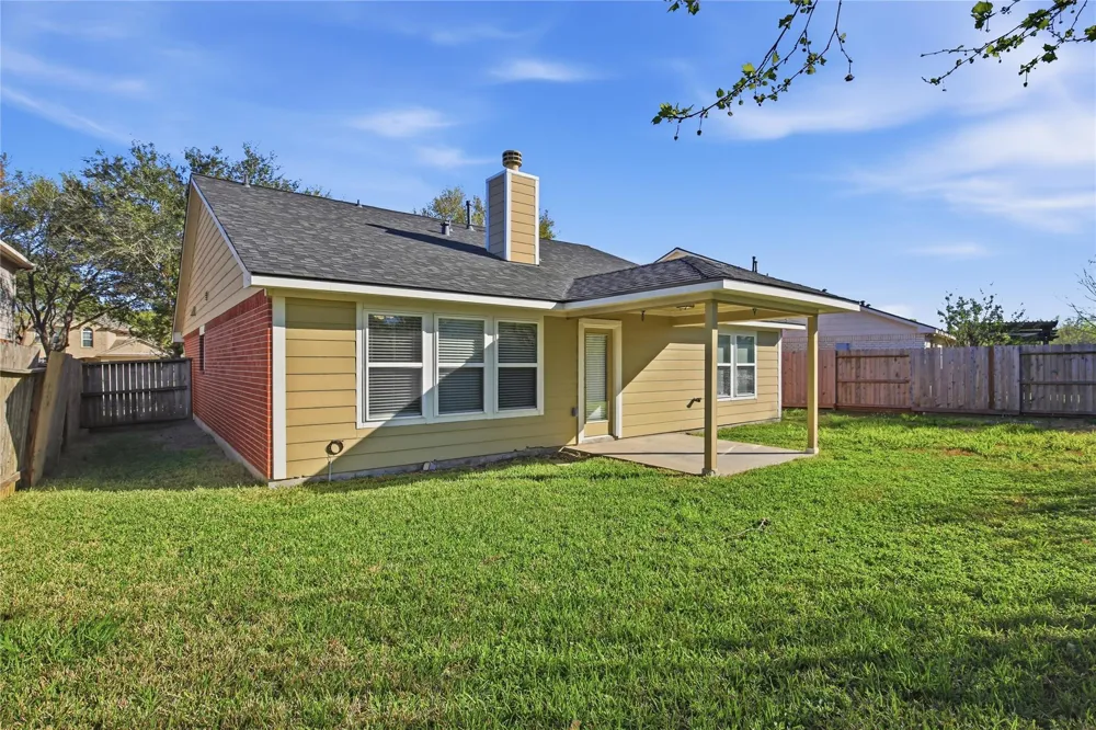 21126 Amber Crossing Drive Richmond, TX 77406