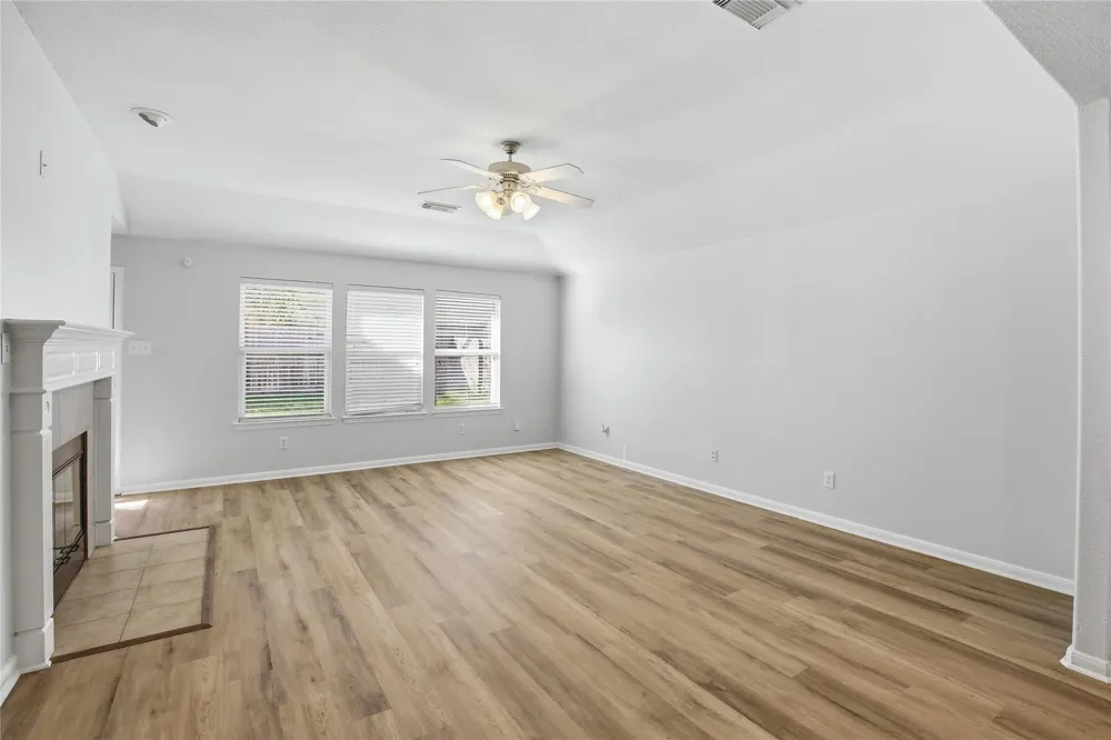 21126 Amber Crossing Drive Richmond, TX 77406