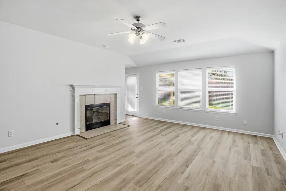 21126 Amber Crossing Drive Richmond, TX 77406