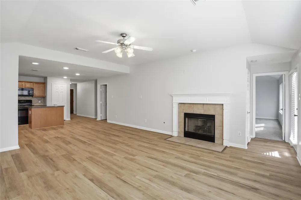 21126 Amber Crossing Drive Richmond, TX 77406