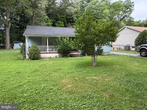 1132 MAPLE ROAD