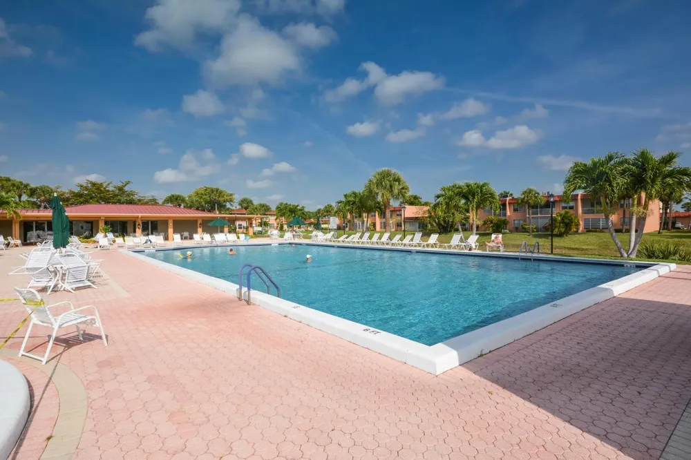 156 LAKE EVELYN DRIVE West Palm Beach, FL 33411