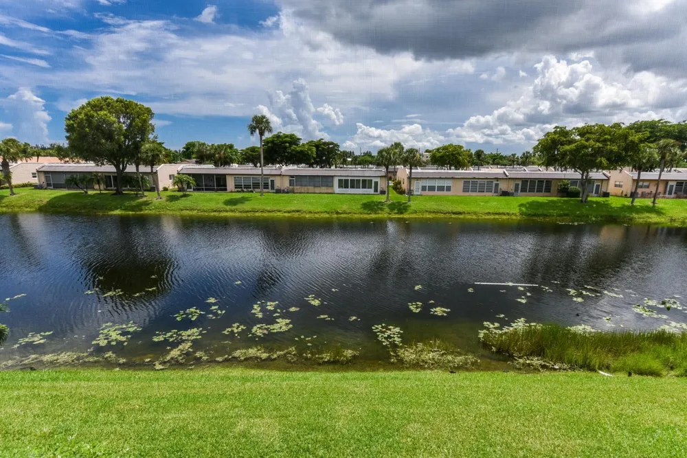 156 LAKE EVELYN DRIVE West Palm Beach, FL 33411