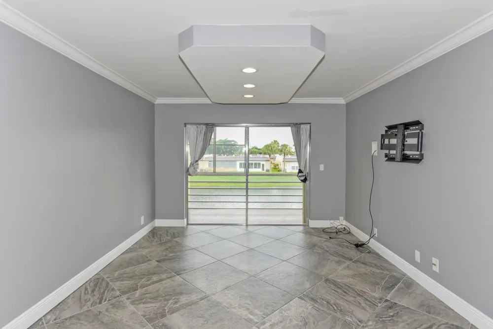 156 LAKE EVELYN DRIVE West Palm Beach, FL 33411