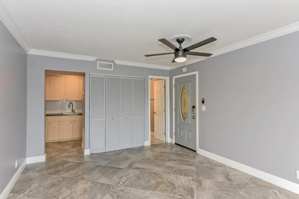 156 LAKE EVELYN DRIVE West Palm Beach, FL 33411