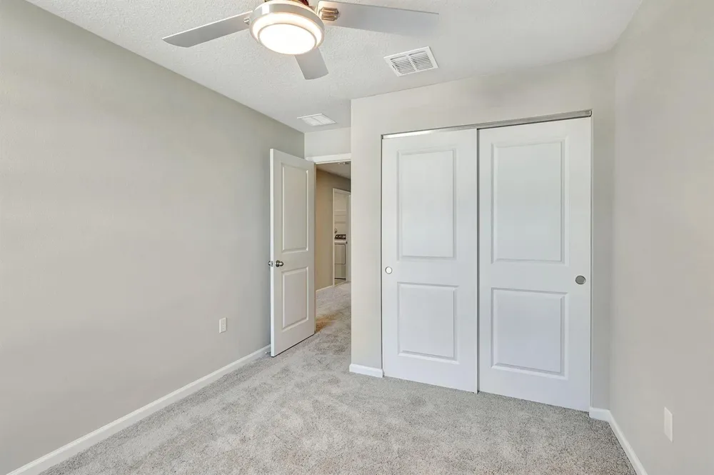 5694 SE EDGEWATER CIRCLE Stuart, FL 34997