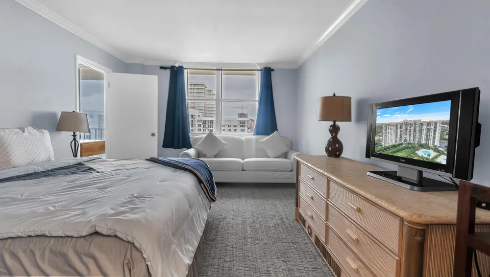 1801 S FLAGLER DRIVE #1804 West Palm Beach, FL 33401
