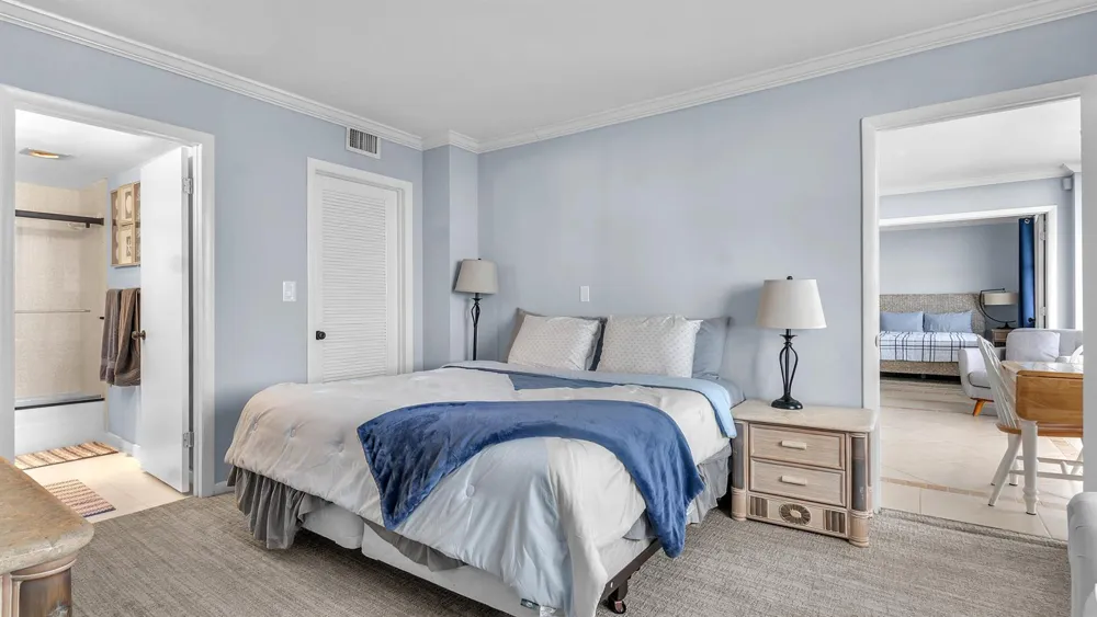 1801 S FLAGLER DRIVE #1804 West Palm Beach, FL 33401