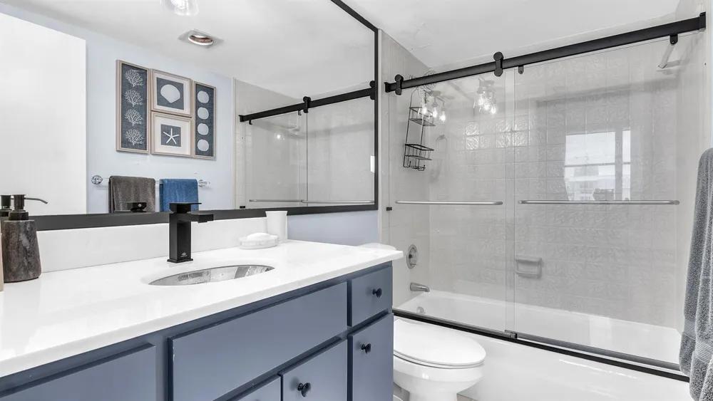 1801 S FLAGLER DRIVE #1804 West Palm Beach, FL 33401