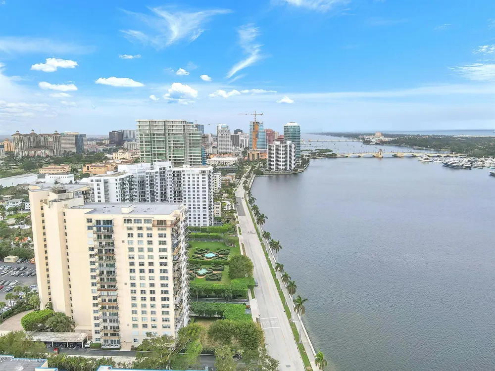 1801 S FLAGLER DRIVE #1804 West Palm Beach, FL 33401
