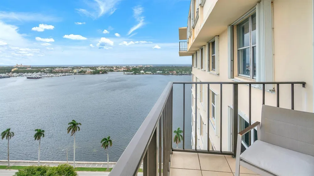 1801 S FLAGLER DRIVE #1804 West Palm Beach, FL 33401