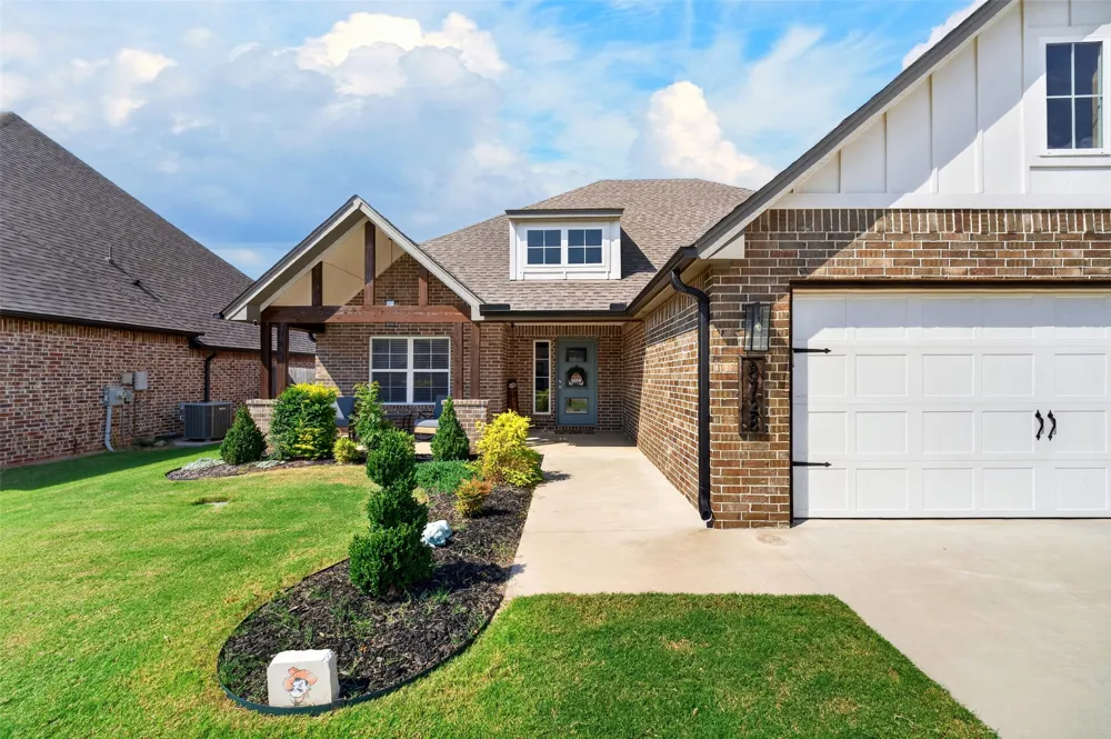 8728 S Joliet Street Broken Arrow, OK 74014