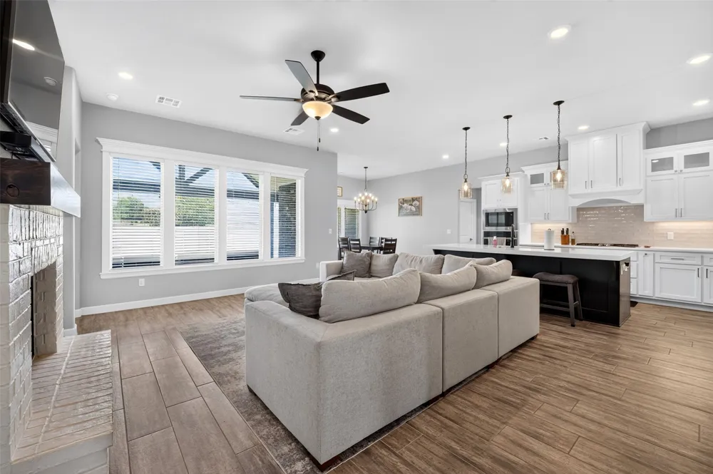 8728 S Joliet Street Broken Arrow, OK 74014