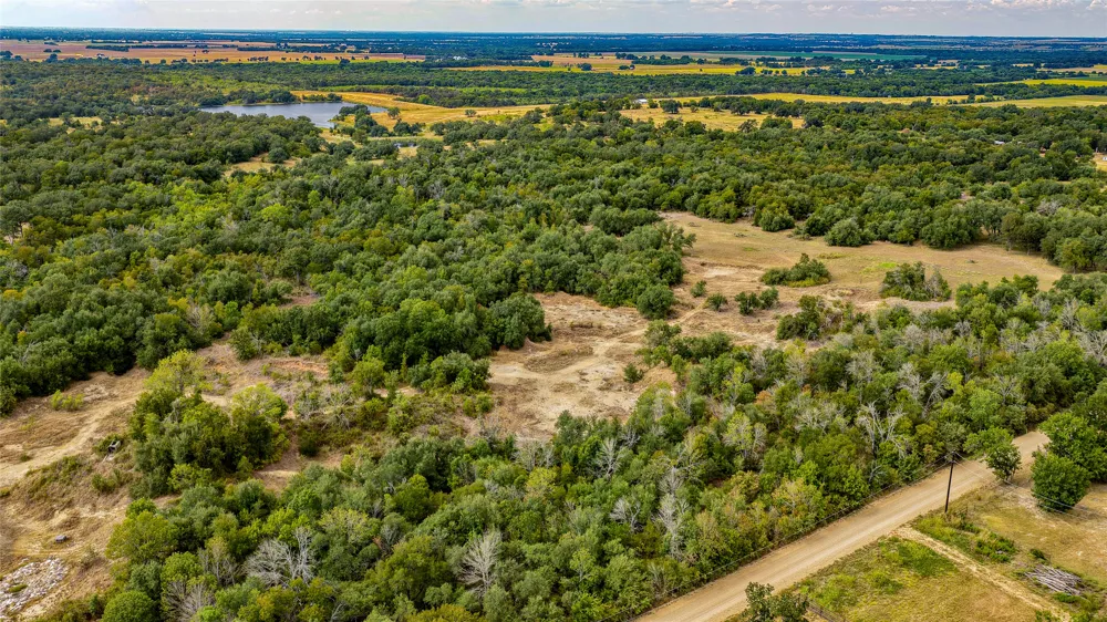 CR 405 Buckholts, TX 76518