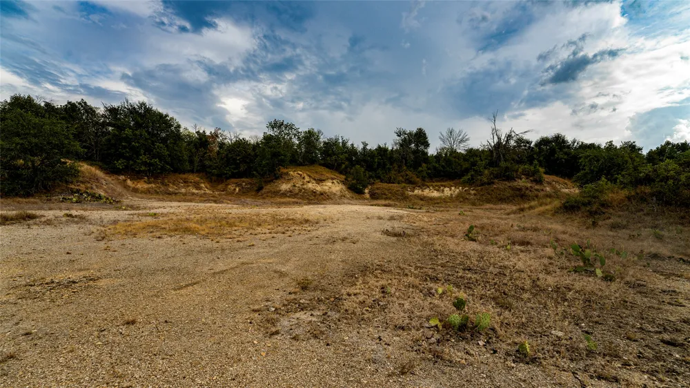 CR 405 Buckholts, TX 76518