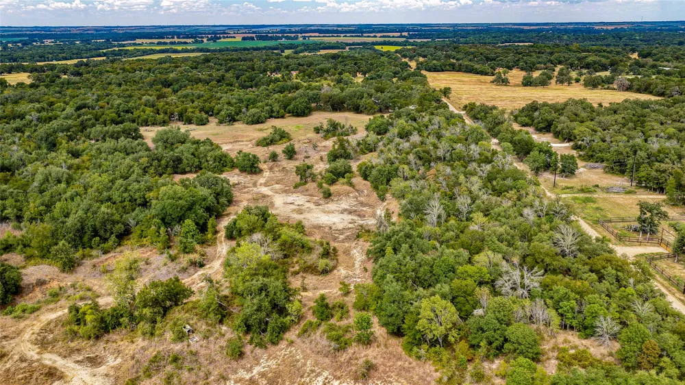 CR 405 Buckholts, TX 76518