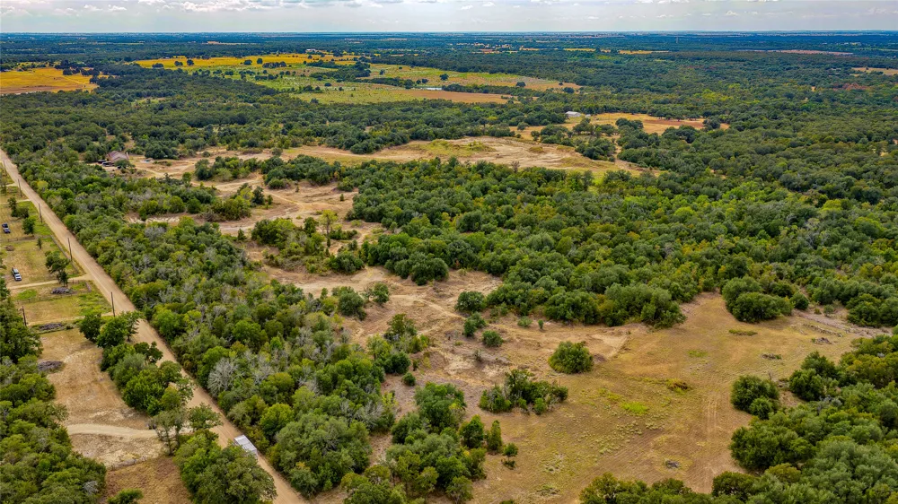 CR 405 Buckholts, TX 76518