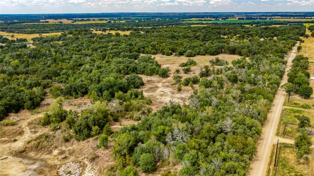 CR 405 Buckholts, TX 76518