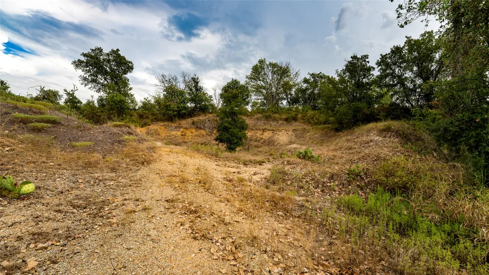 CR 405 Buckholts, TX 76518