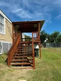 811 6th Avenue San Leon, TX 77590