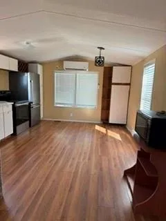 811 6th Avenue San Leon, TX 77590