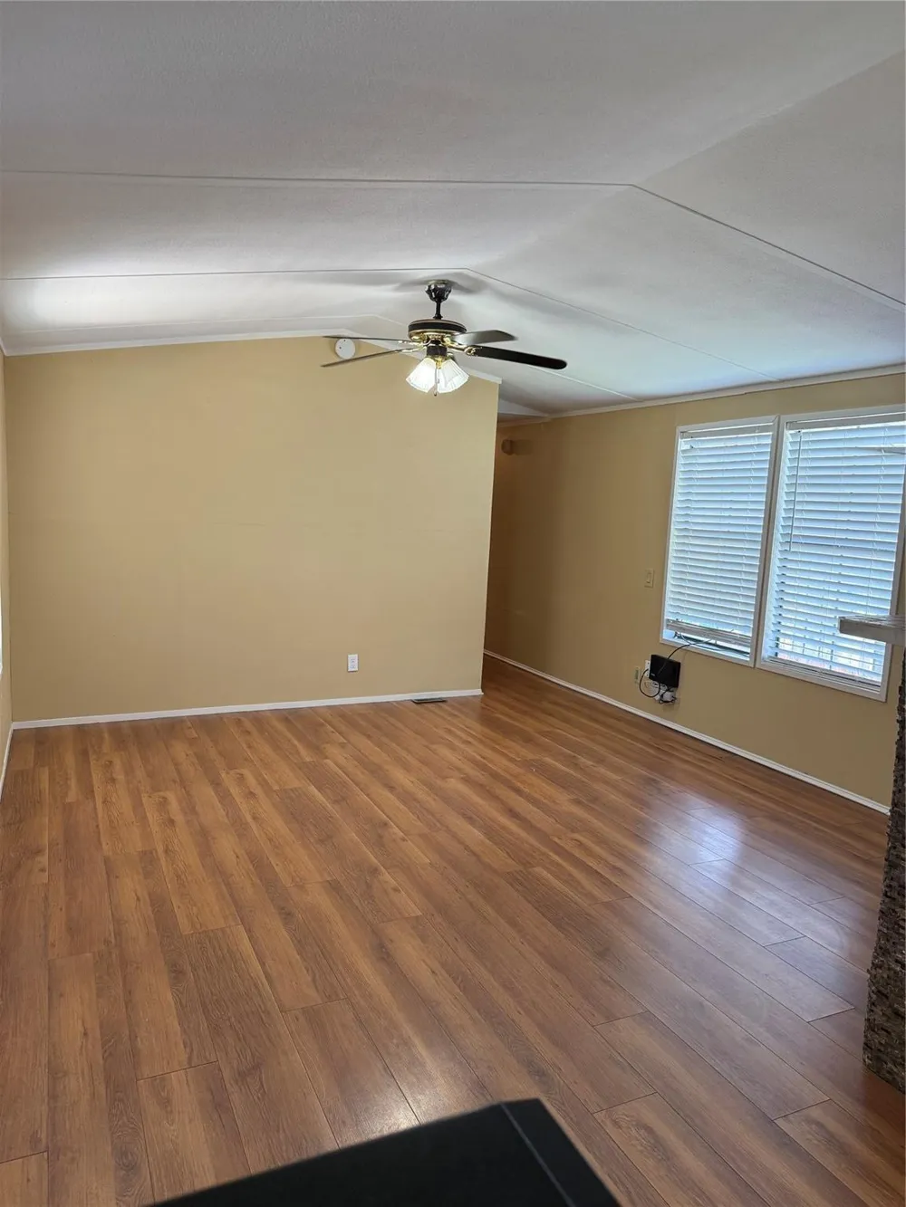 811 6th Avenue San Leon, TX 77590