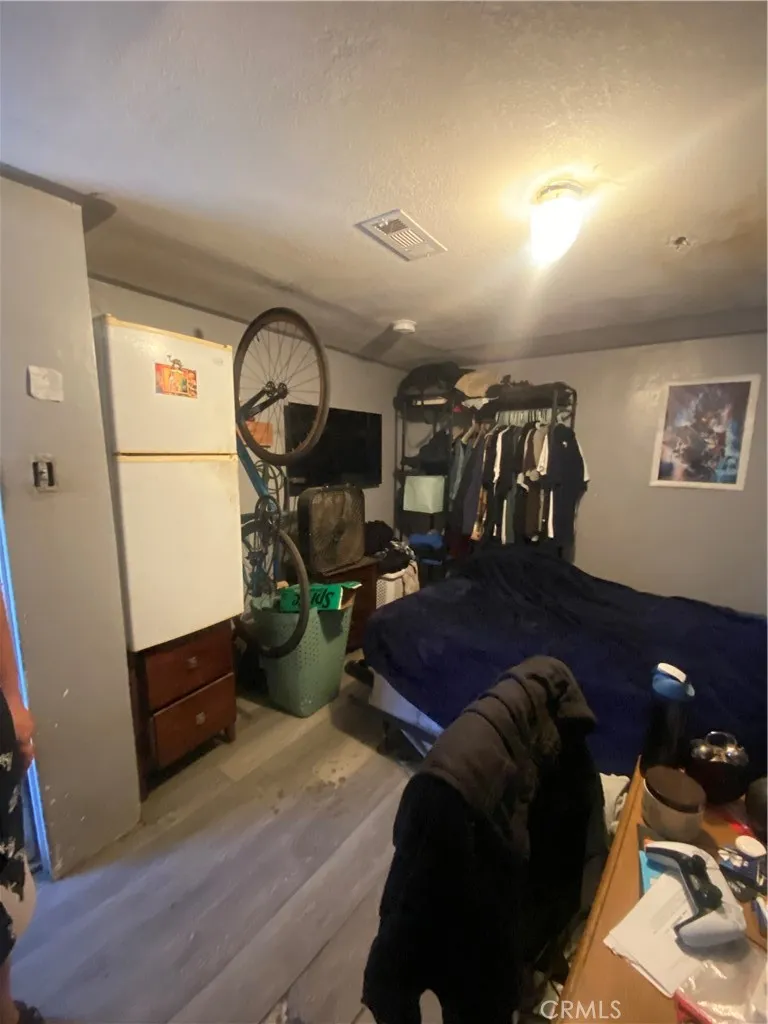 207 W River Ave Porterville, CA 93257