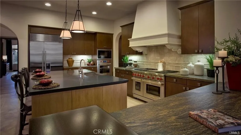 32 Lowland Irvine, CA 92602