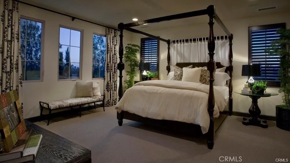 32 Lowland Irvine, CA 92602