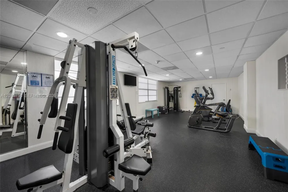 150 Ocean Lane Dr #2H Key Biscayne, FL 33149