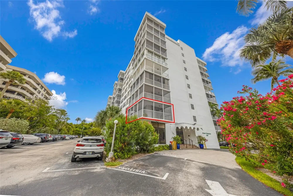 150 Ocean Lane Dr #2H Key Biscayne, FL 33149