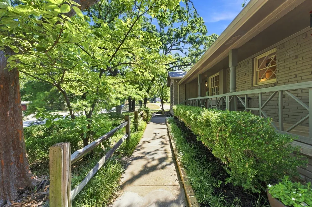 3844 E 54th Street S Tulsa, OK 74135