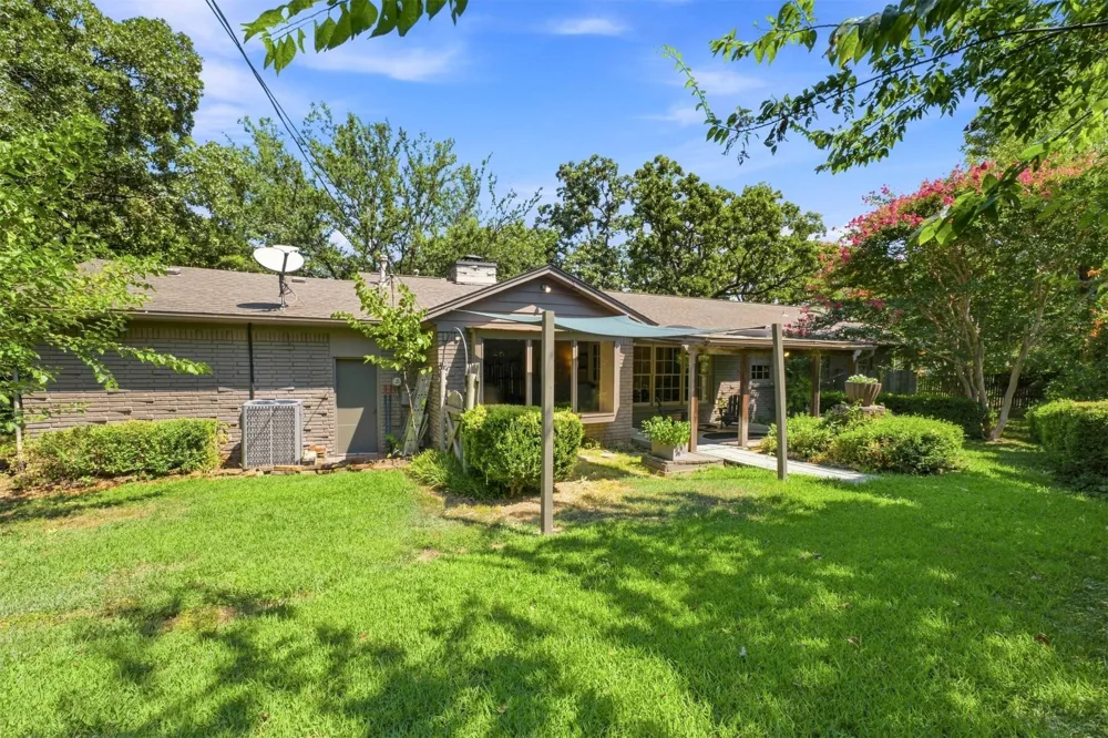 3844 E 54th Street S Tulsa, OK 74135