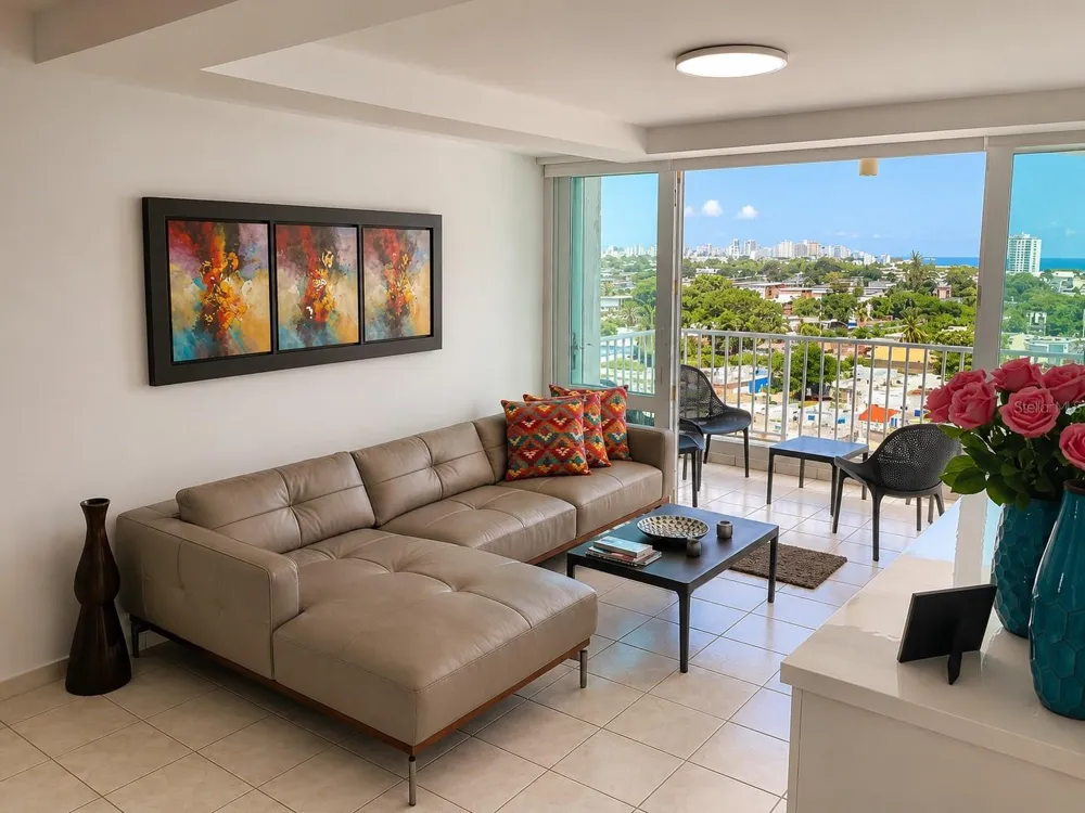 3409 ISLA VERDE AVENUE #906 Carolina, PR 00979