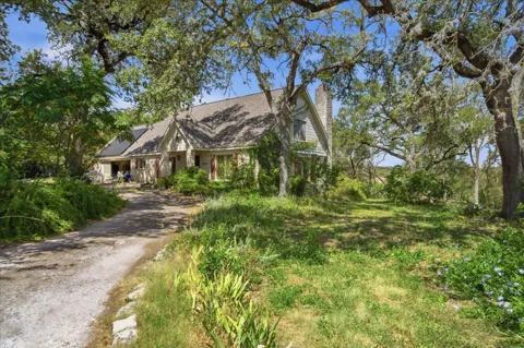 2907 Cameron Loop