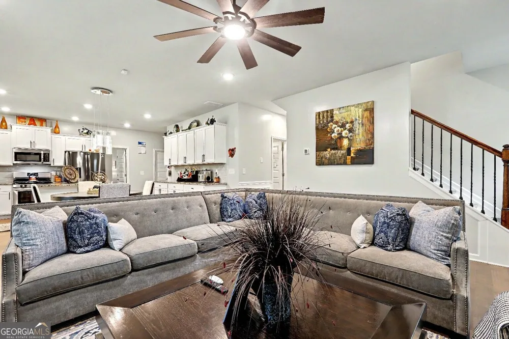 8033 Louis DR Locust Grove, GA 30248