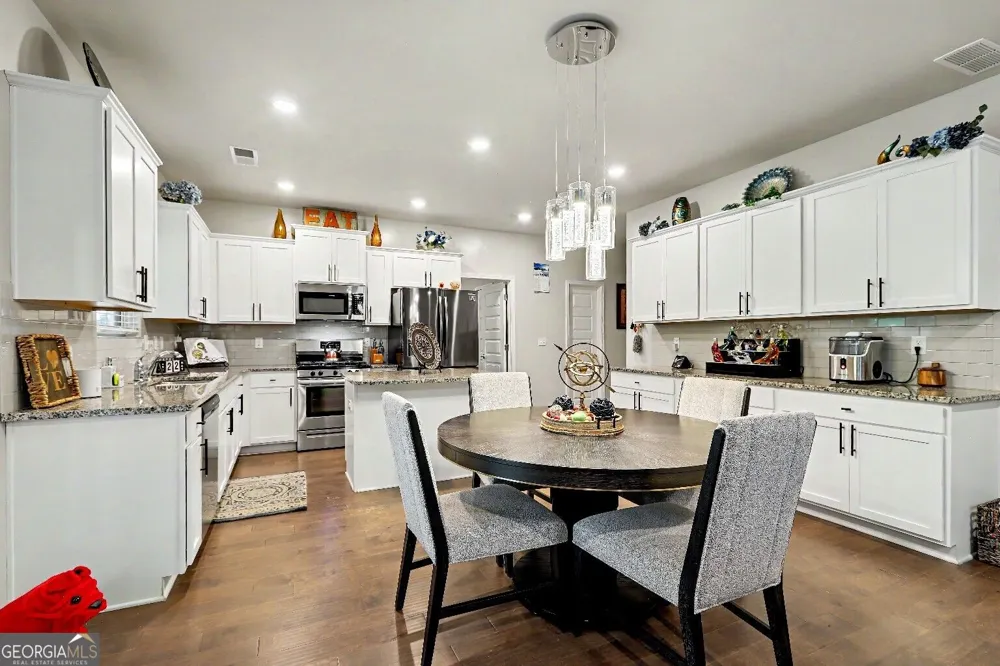 8033 Louis DR Locust Grove, GA 30248