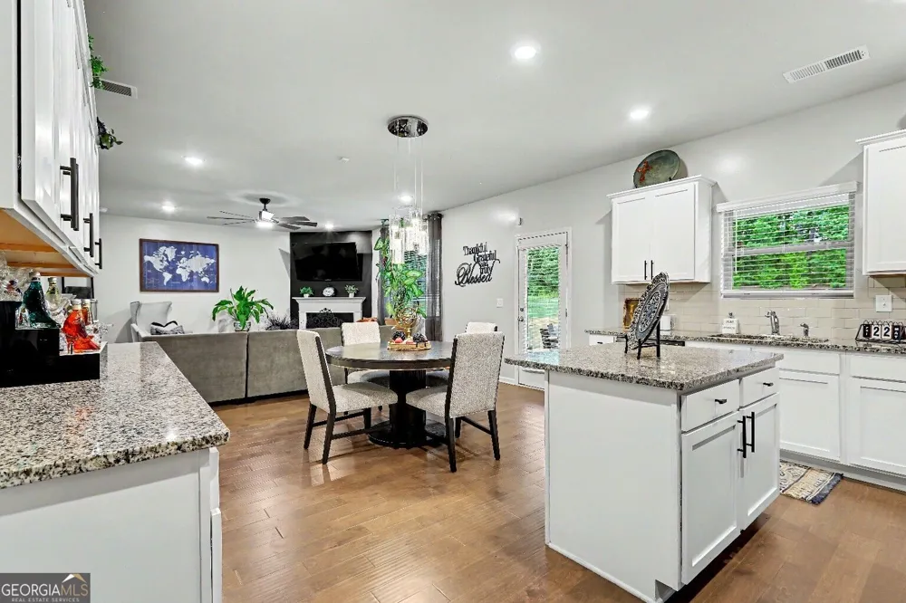 8033 Louis DR Locust Grove, GA 30248