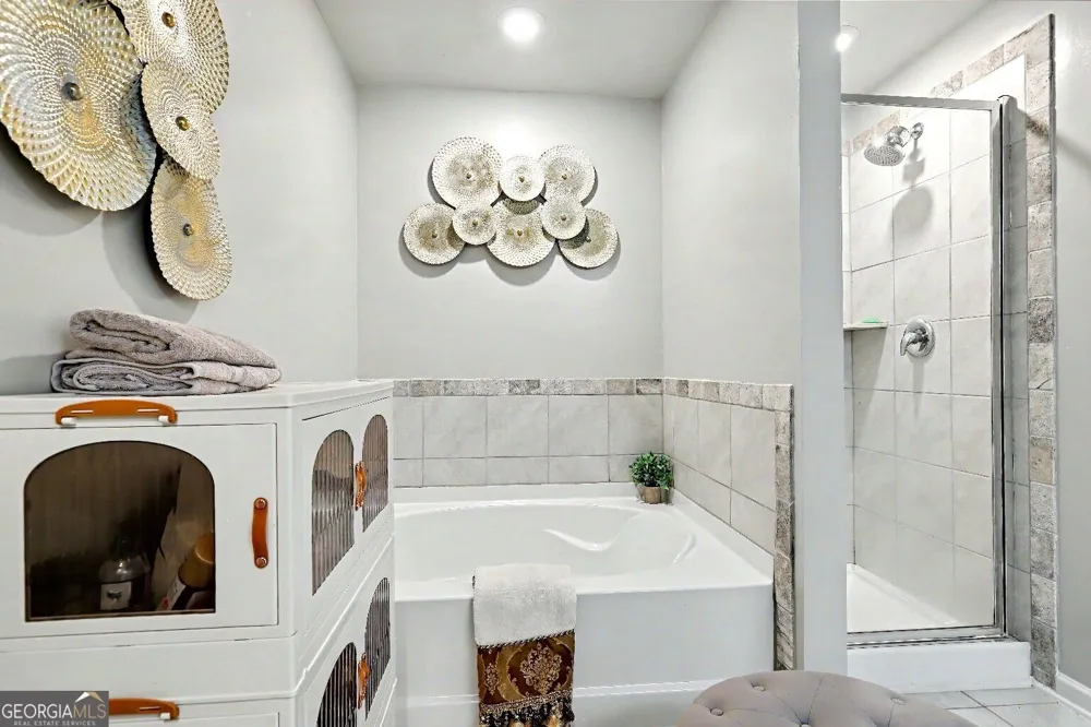 8033 Louis DR Locust Grove, GA 30248