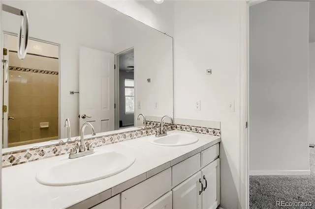 20737 E Caley Place Aurora, CO 80016
